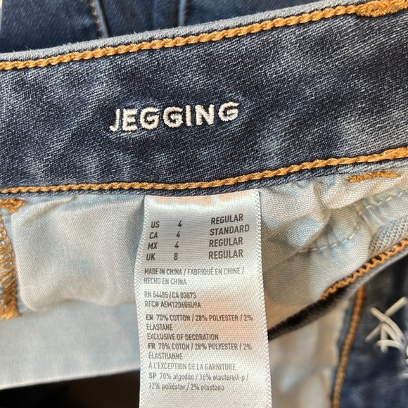 American Eagle 360 Super Stretch Jeggings Size 4. EUC. - Picture 4 of 7